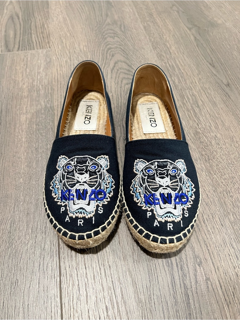 Kenzo Black Embroidered Tiger Espadrilles size 35